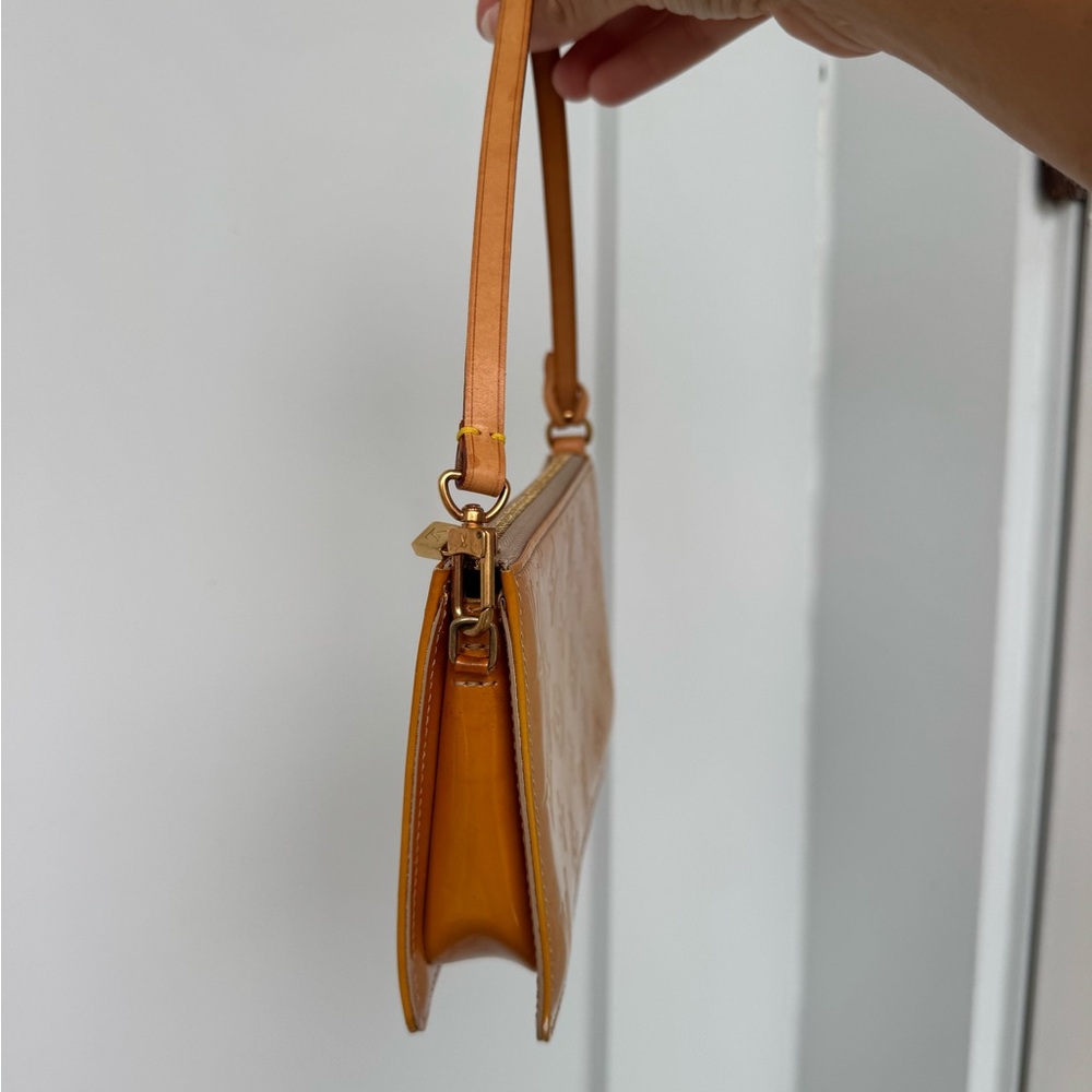 🛑 SOLD 🛑 Louis Vuitton LV Vernis Lexington Yellow ✅ COA included - Picture 5 of 16